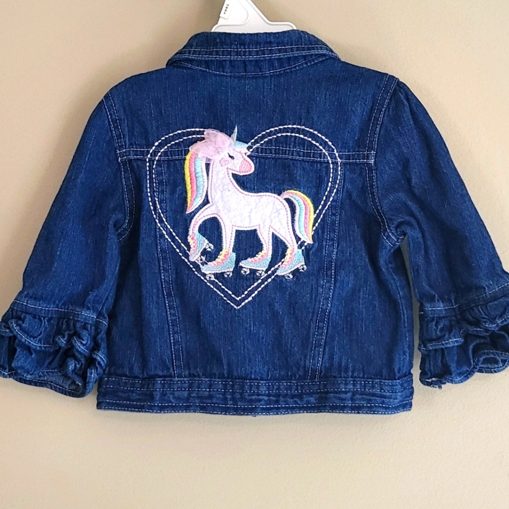 Super cute denim jacket with unicorn embrodiery